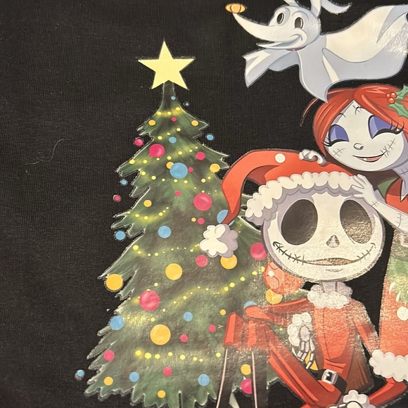 New medium night mare before Christmas t shirt - Picture 5 of 5